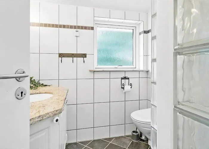80608-vemb-knudehus-51 بيت للعطل *